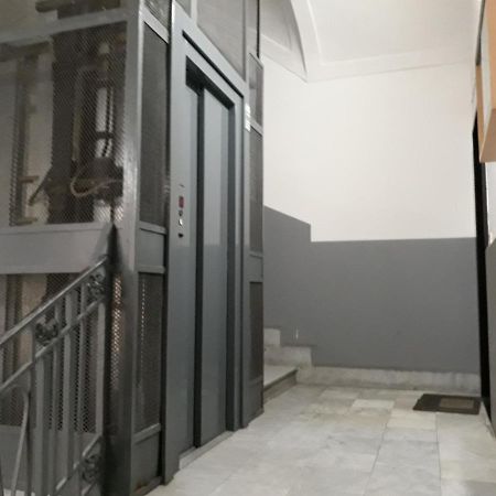 Appartamento City Center Napoli Eksteriør billede