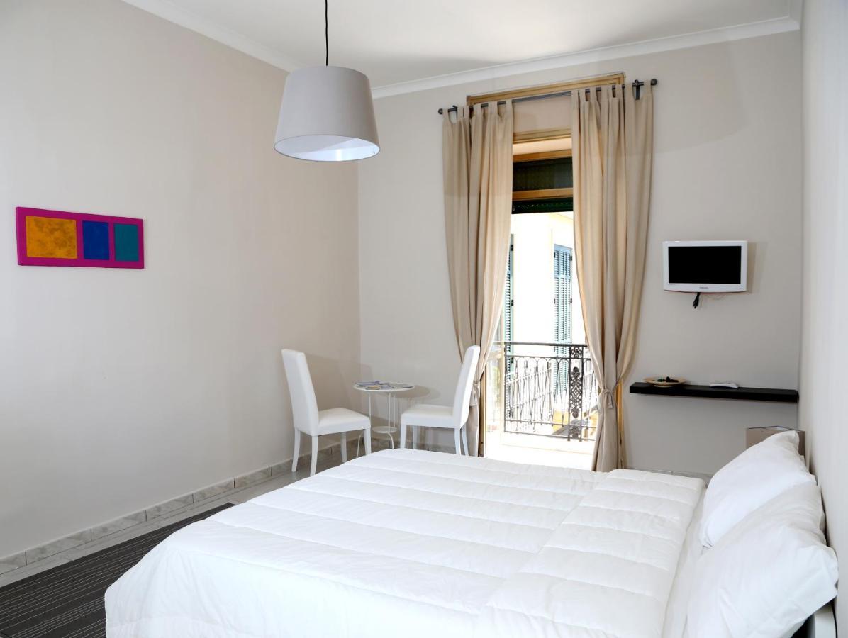 Appartamento City Center Napoli Eksteriør billede